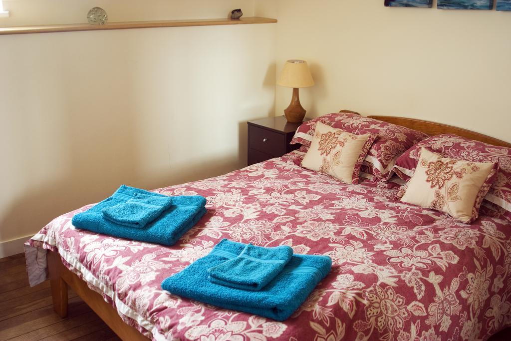 La Nesliere Chambres D'Hotes Bio Saint-Symphorien-des-Monts Eksteriør billede