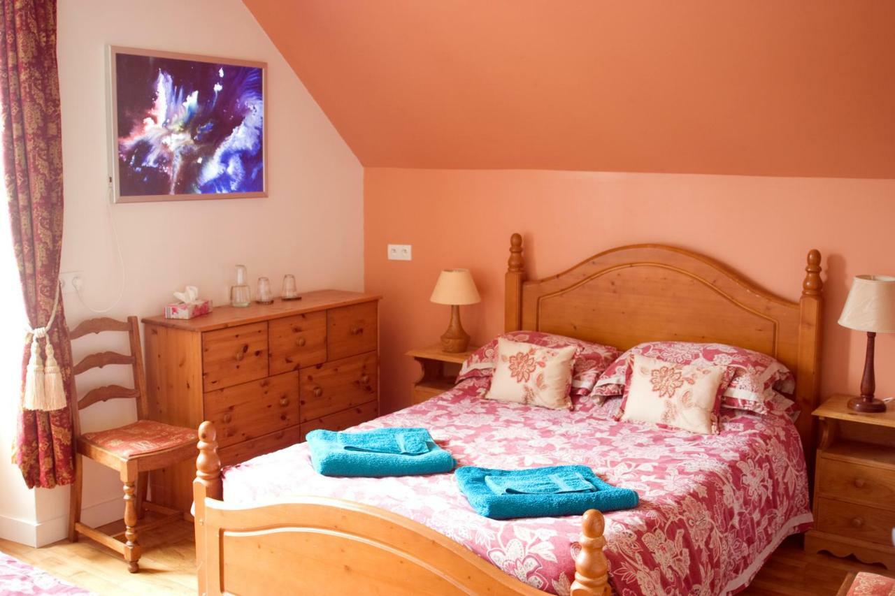 La Nesliere Chambres D'Hotes Bio Saint-Symphorien-des-Monts Eksteriør billede