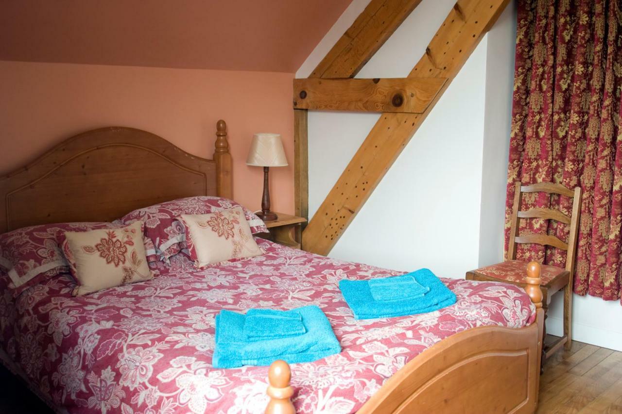 La Nesliere Chambres D'Hotes Bio Saint-Symphorien-des-Monts Eksteriør billede